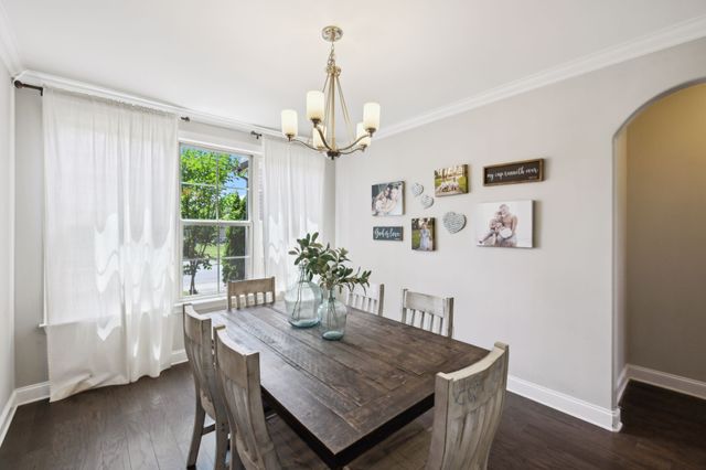 743 Burgess Dr, Goodlettsville, TN 37072