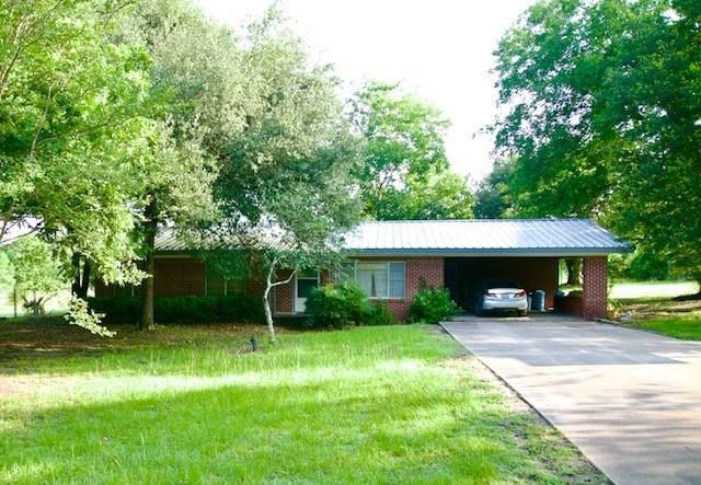 195 Hearne Road, Corrigan, TX 75939