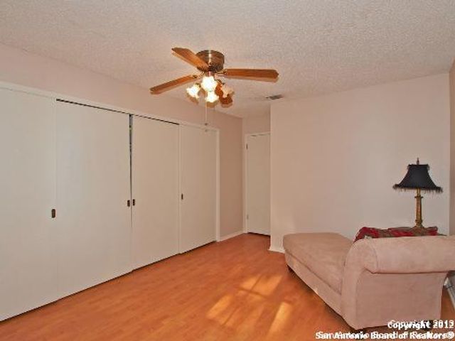 13806 Hunters Hawk St, San Antonio, TX 78230