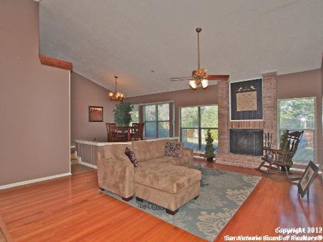 13806 Hunters Hawk St, San Antonio, TX 78230