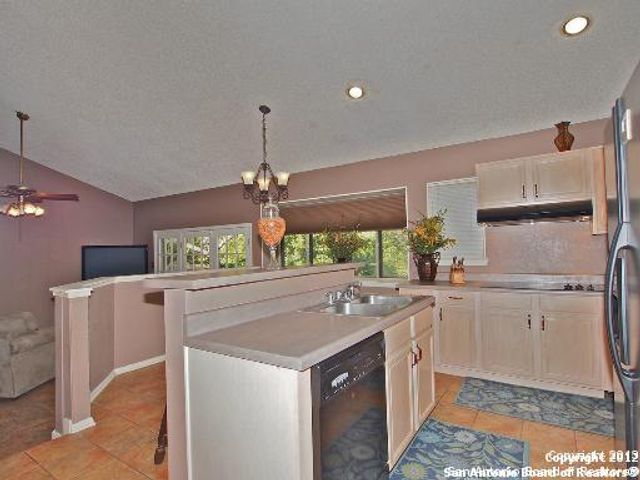 13806 Hunters Hawk St, San Antonio, TX 78230