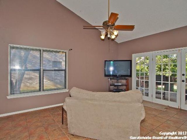13806 Hunters Hawk St, San Antonio, TX 78230