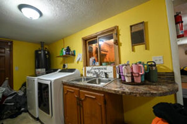 6879 E Highway 32, Stockton, MO 65785