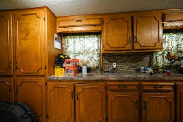 6879 E Highway 32, Stockton, MO 65785