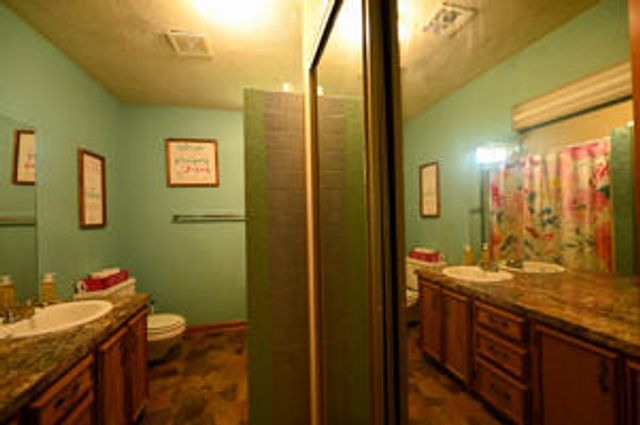 6879 E Highway 32, Stockton, MO 65785