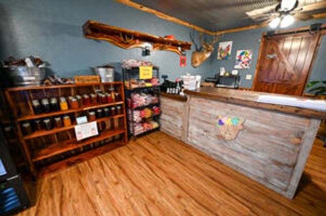 6879 E Highway 32, Stockton, MO 65785