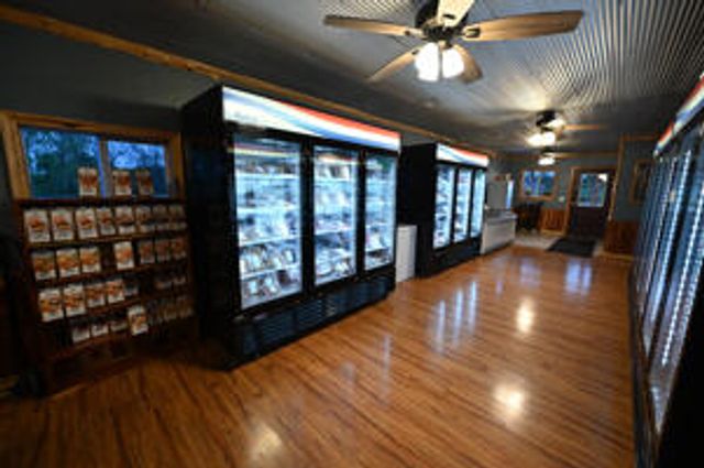 6879 E Highway 32, Stockton, MO 65785