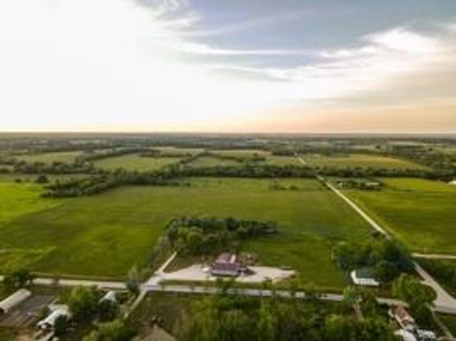 6879 E Highway 32, Stockton, MO 65785