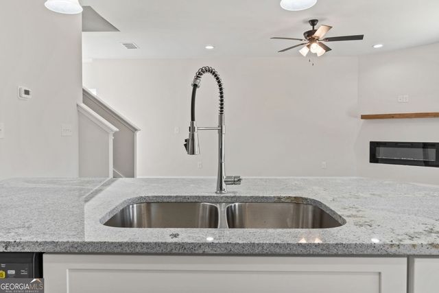 424 Highland Pointe Drive, Alto, GA 30510