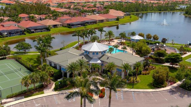2996 Royal Gardens AVE, Fort Myers, FL 33916