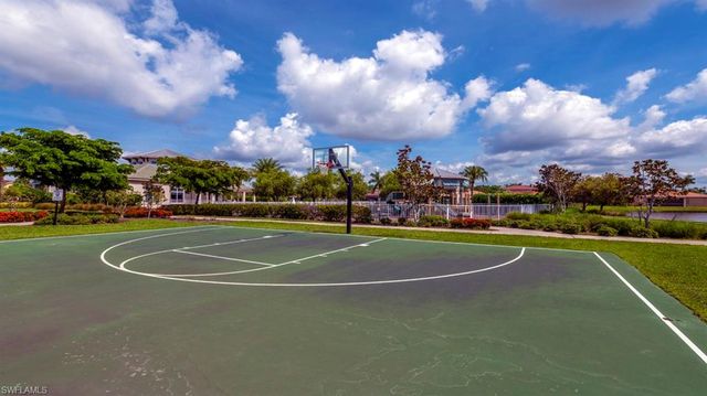 2996 Royal Gardens AVE, Fort Myers, FL 33916