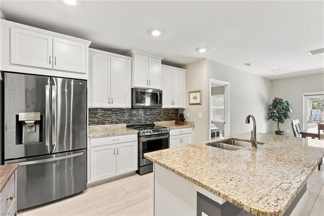 2996 Royal Gardens AVE, Fort Myers, FL 33916