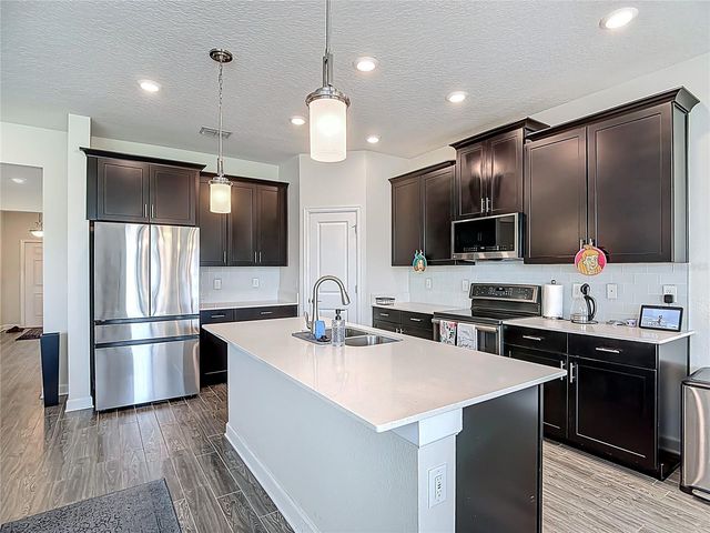 460 BRUNSWICK DRIVE, Davenport, FL 33837