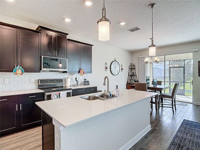 460 BRUNSWICK DRIVE, Davenport, FL 33837