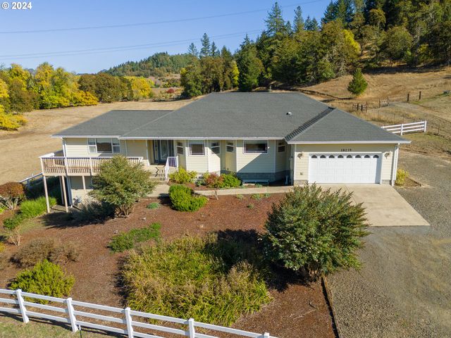 18235 DIXONVILLE Rd, Roseburg, OR 97470