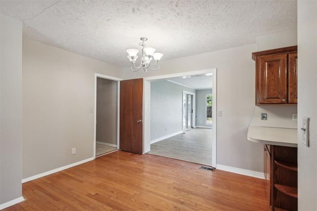 309 Sherri Lane, Yukon, OK 73099