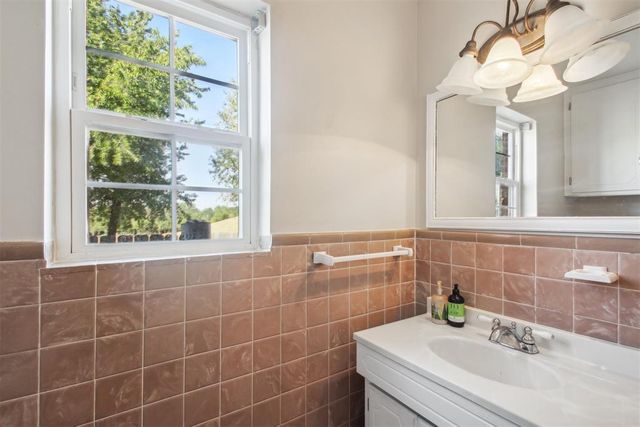 309 Sherri Lane, Yukon, OK 73099