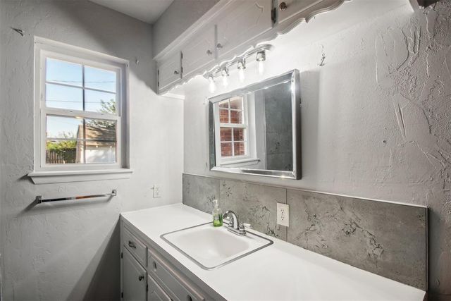 309 Sherri Lane, Yukon, OK 73099