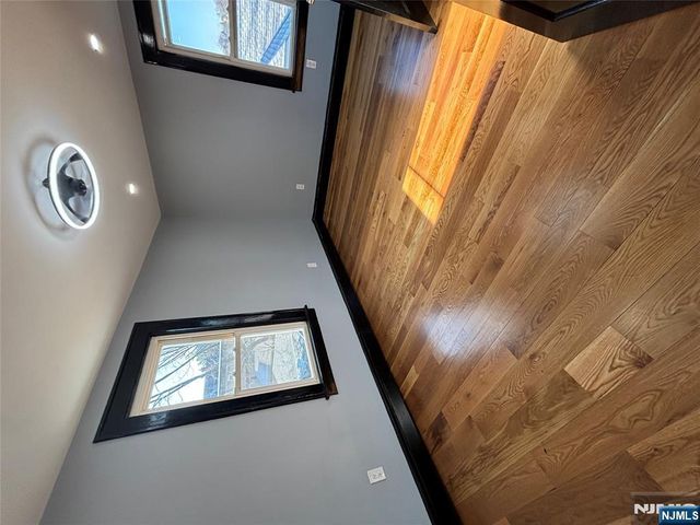 18 Park Avenue, Garfield, NJ 07026