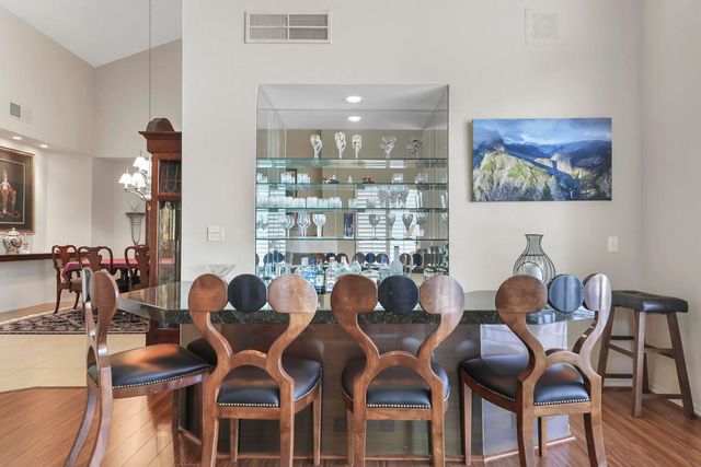 358 Red River Road, Palm Desert, CA 92211