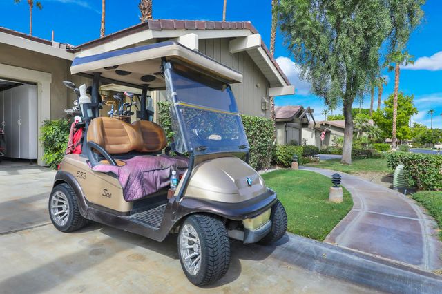 358 Red River Road, Palm Desert, CA 92211