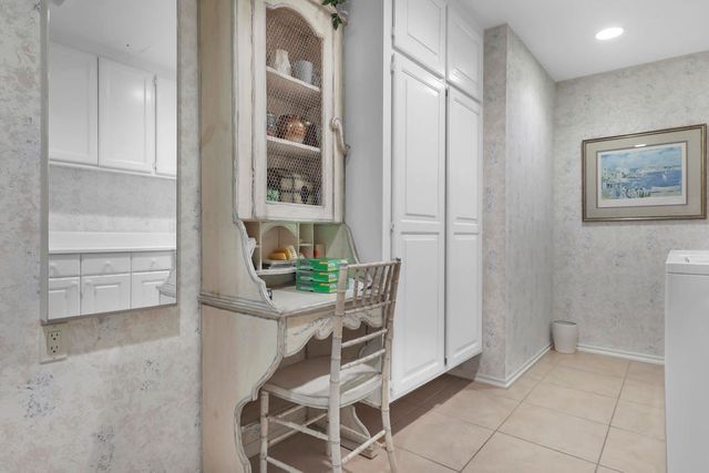 358 Red River Road, Palm Desert, CA 92211