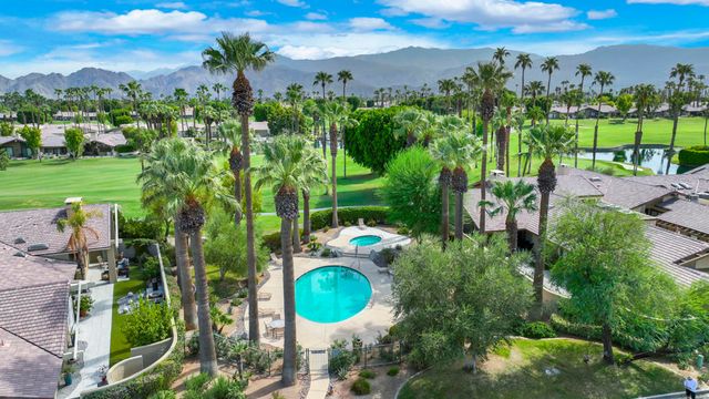 358 Red River Road, Palm Desert, CA 92211