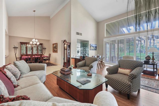 358 Red River Road, Palm Desert, CA 92211