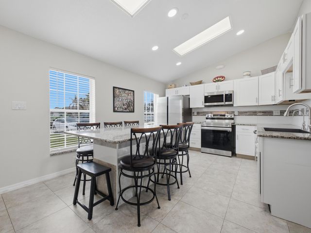 5807 NW BURRI Court, Port St. Lucie, Port St Lucie, FL 34986