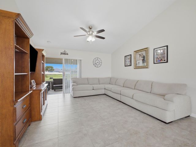 5807 NW BURRI Court, Port St. Lucie, Port St Lucie, FL 34986