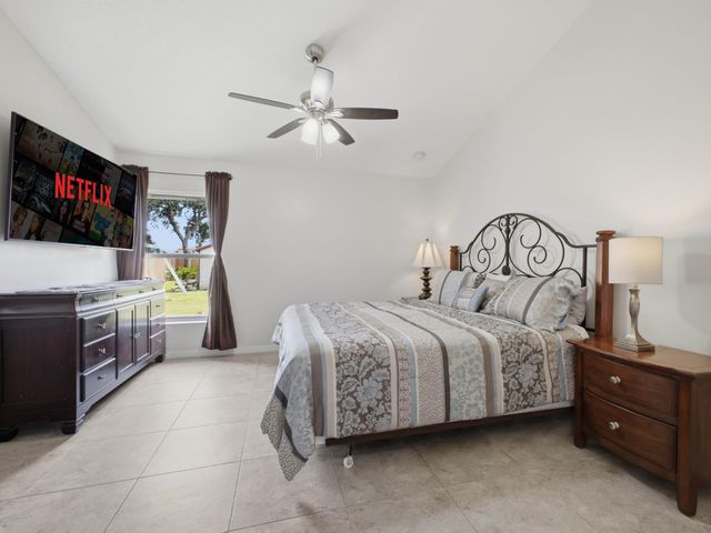 5807 NW BURRI Court, Port St. Lucie, Port St Lucie, FL 34986