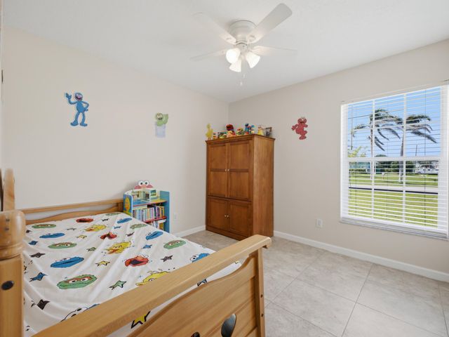 5807 NW BURRI Court, Port St. Lucie, Port St Lucie, FL 34986