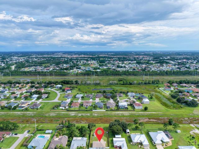 5807 NW BURRI Court, Port St. Lucie, Port St Lucie, FL 34986