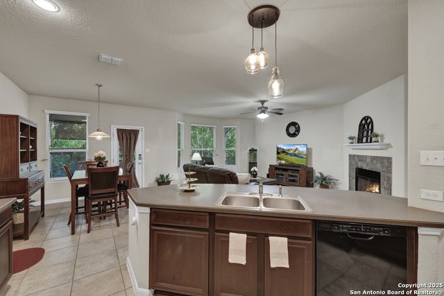 1104 Magellan, Windcrest, TX 78239