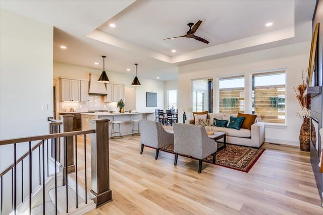 3233 N Pine Grove Cir, Wichita, KS 67205