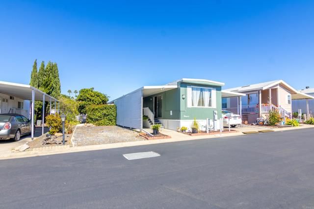 1010 E Bobier Drive 59, Vista, CA 92084