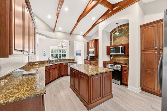 914 SE 43RD STREET, Ocala, FL 34480