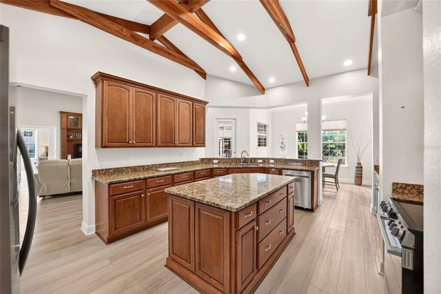 914 SE 43RD STREET, Ocala, FL 34480