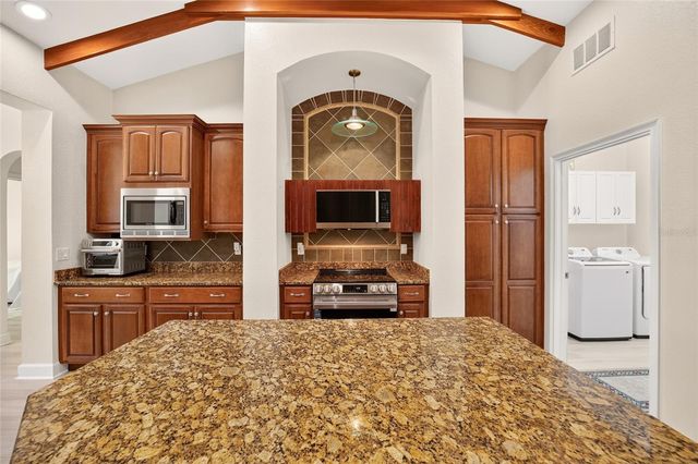 914 SE 43RD STREET, Ocala, FL 34480