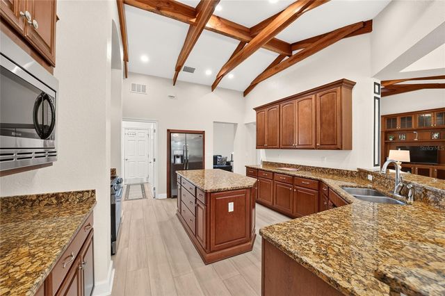 914 SE 43RD STREET, Ocala, FL 34480