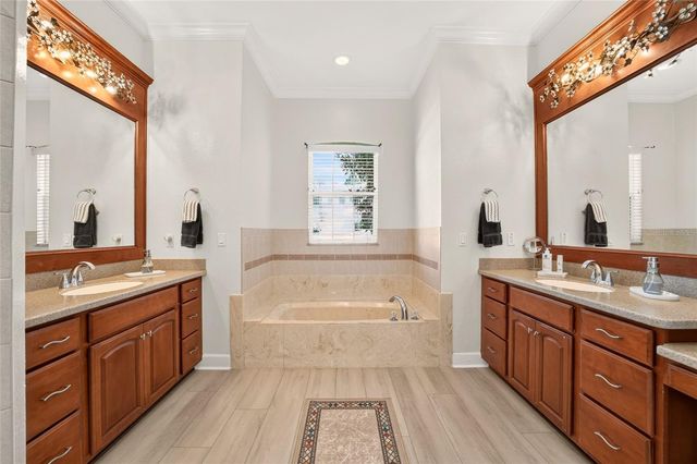 914 SE 43RD STREET, Ocala, FL 34480