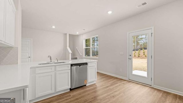 124 Holland Cove, Winder, GA 30680