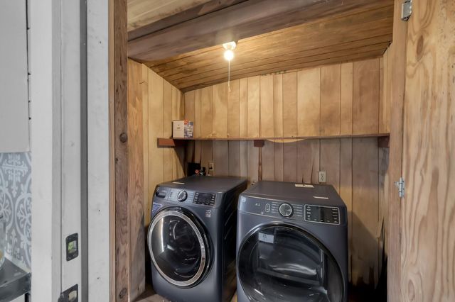 88 Julia Justice Road, Huntsville, TX 77320