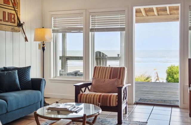 911 E Arctic Avenue, Folly Beach, SC 29439