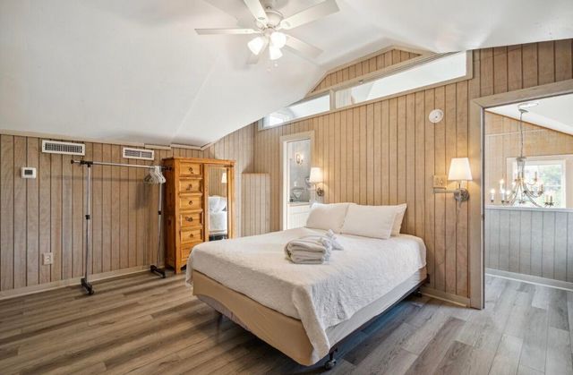 911 E Arctic Avenue, Folly Beach, SC 29439