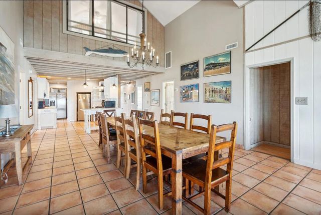 911 E Arctic Avenue, Folly Beach, SC 29439