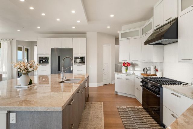 4023 Cornwall Ct, Rocklin, CA 95677