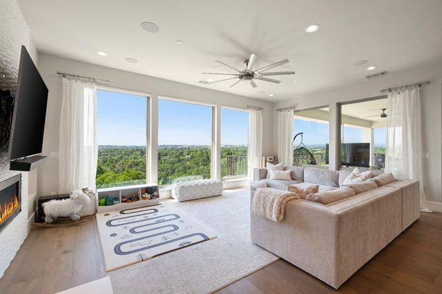 4023 Cornwall Ct, Rocklin, CA 95677