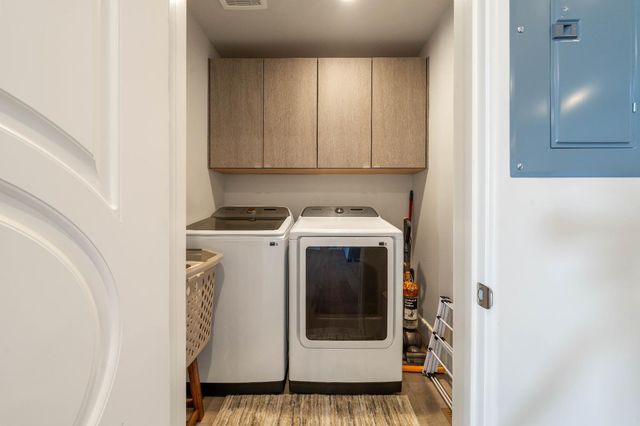 4023 Cornwall Ct, Rocklin, CA 95677