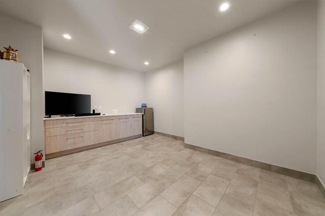 4023 Cornwall Ct, Rocklin, CA 95677